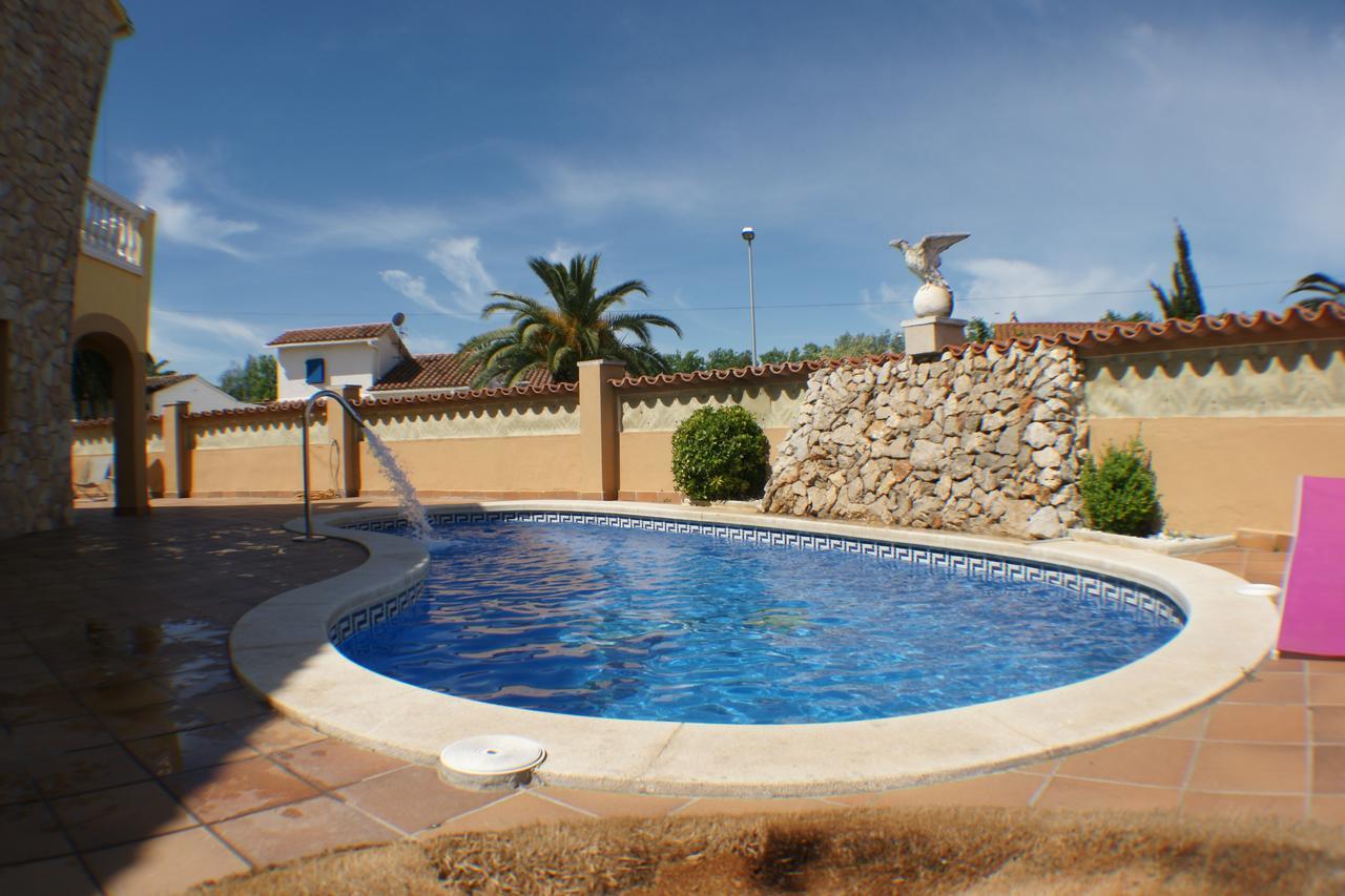 Goldhome - Carlit - Casa 9 Habitaciones, Piscina Privada, Sala De Juegos Vakantiehuis Empuriabrava