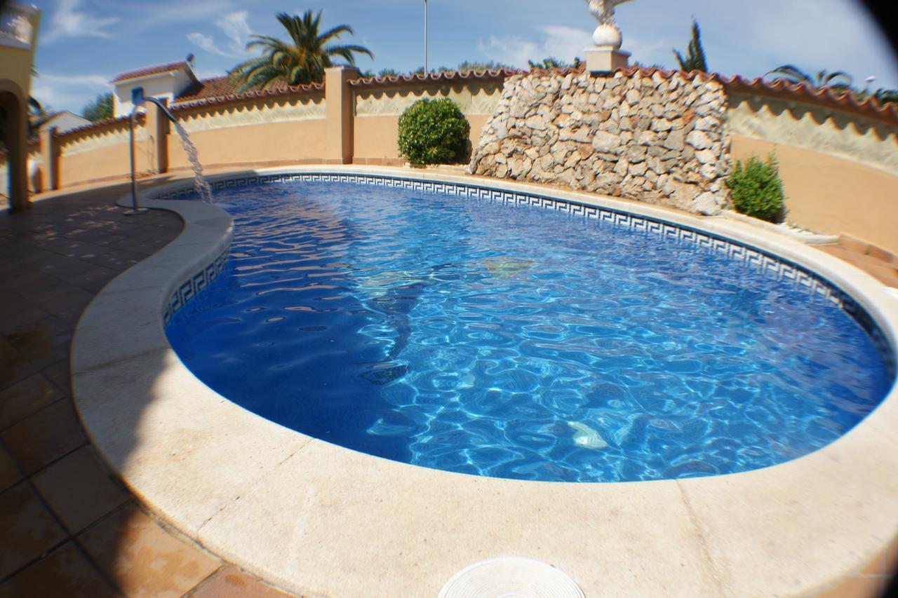 Goldhome - Carlit - Casa 9 Habitaciones, Piscina Privada, Sala De Juegos Ferienhaus