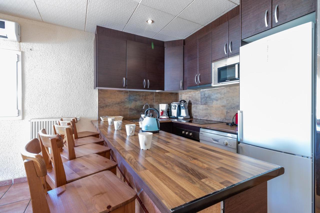 Ferienhaus Goldhome - Carlit - Casa 9 Habitaciones, Piscina Privada, Sala De Juegos